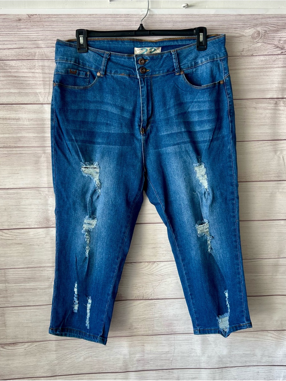 Blue Distressed Women’s Cropped Jeans - Casual Stretch Denim